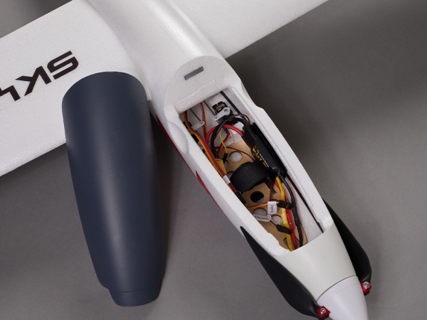 DB008 DERBEE Skyscraper Elektrosegler PNP - 200cm